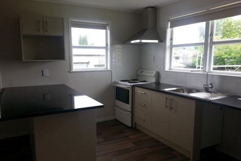 Photo of property in 8 President Avenue, Papakura, 2110