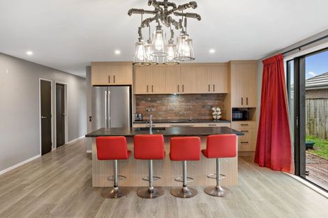 Photo of property in 6 Maxwell Road, Pukekohe, 2120