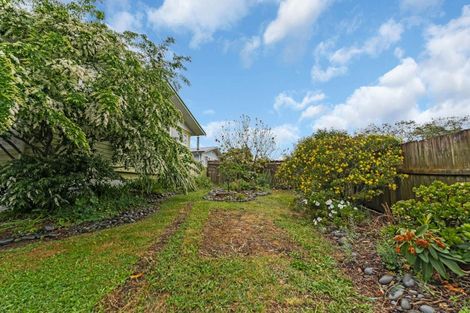 Photo of property in 22 Lawrence Crescent, Hillpark, Auckland, 2102