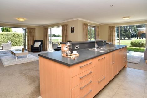 Photo of property in 142 Lake Terrace Road, Burwood, Christchurch, 8061