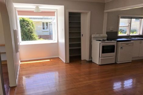 Photo of property in 19 Margaret Road, Raumati Beach, Paraparaumu, 5032