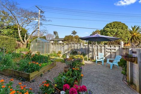 Photo of property in 7 Kawau Grove, Waikanae Beach, Waikanae, 5036