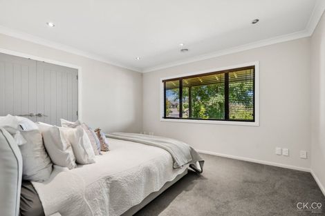 Photo of property in 14 Mount Marua Way, Timberlea, Upper Hutt, 5018