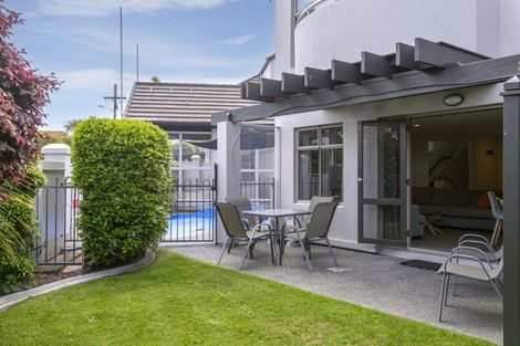 Photo of property in 1/7 Tui Street, Torbay, Auckland, 0630