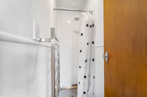 Photo of property in 56 Stanmore Bay Road, Stanmore Bay, Whangaparaoa, 0932