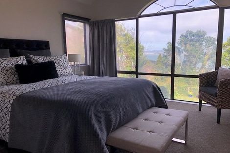 Photo of property in 1/60 Rangatira Road, Beach Haven, Auckland, 0626