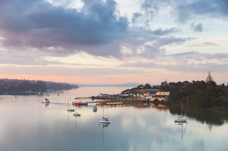 Photo of property in 13 Sunderland Avenue, Hobsonville, Auckland, 0616