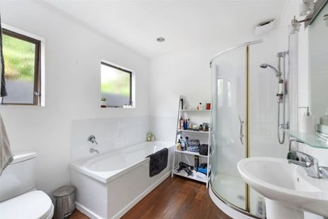 Photo of property in 46a Kaitemako Road, Welcome Bay, Tauranga, 3112