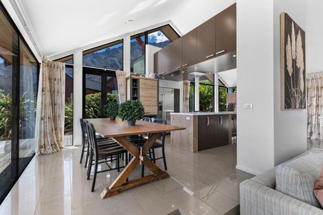 Photo of property in 16 Ellesmere Avenue, Jacks Point, Queenstown, 9371