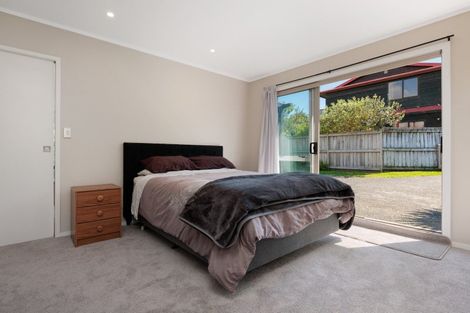 Photo of property in 128b Karewa Parade, Papamoa Beach, Papamoa, 3118