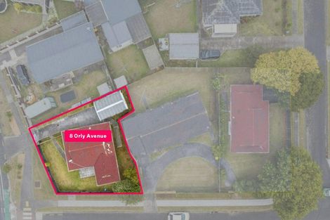 Photo of property in 2 Staverton Crescent, Mangere, Auckland, 2022