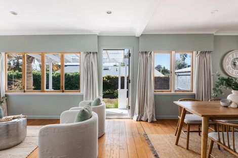 Photo of property in 77 Ngatai Road, Otumoetai, Tauranga, 3110