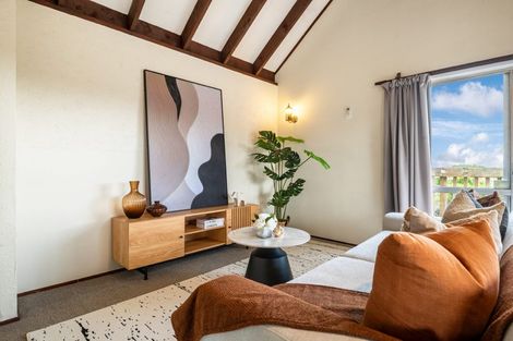 Photo of property in 2/3 Northwick Place, Hillcrest, Auckland, 0627