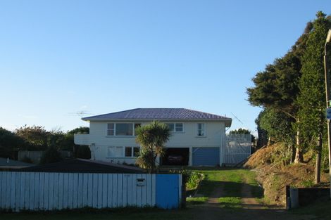 Photo of property in 11 Arthur Street, Paraparaumu Beach, Paraparaumu, 5032