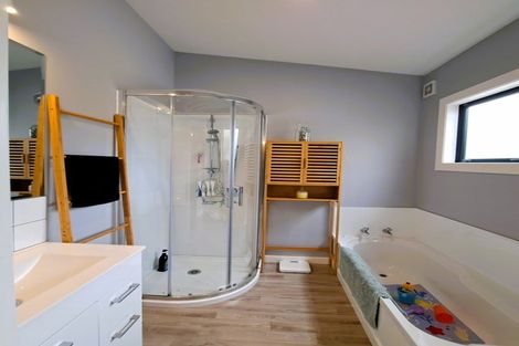 Photo of property in 35 Chaucer Street, Milton, 9220