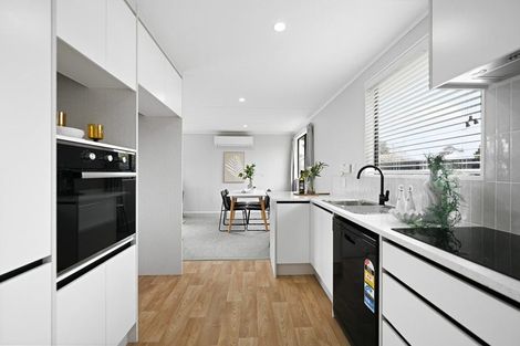 Photo of property in 13b Hockin Place, Fairfield, Hamilton, 3214