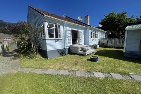 Photo of property in 6 Toomath Street, Naenae, Lower Hutt, 5011