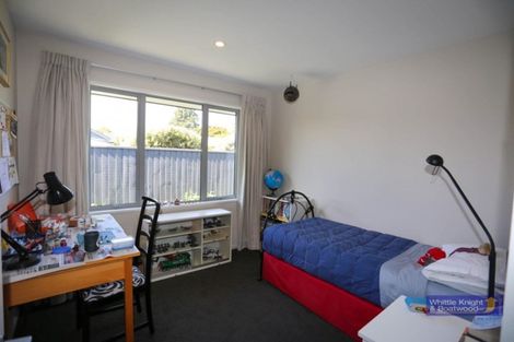 Photo of property in 2 Brackendale Place, Burnside, Christchurch, 8041
