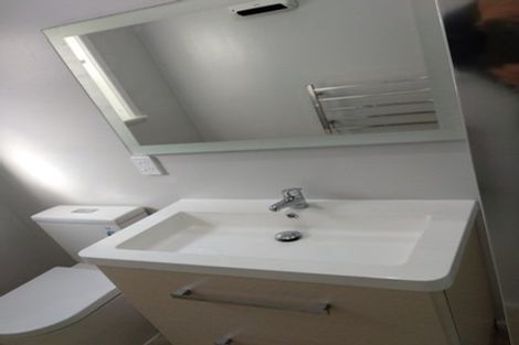 Photo of property in 88 Newlands Road, Newlands, Wellington, 6037