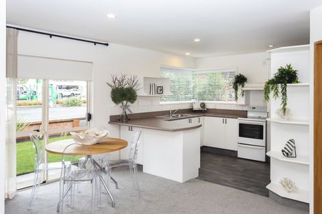 Photo of property in 83a Main Road, Redcliffs, Christchurch, 8081