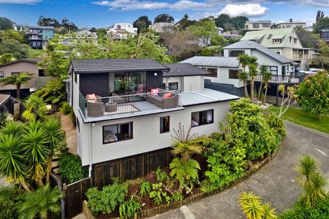 Photo of property in 1/17 Telephone Road, Birkenhead, Auckland, 0626