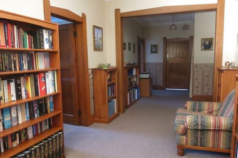 Photo of property in 1001 Heretaunga Street East, Parkvale, Hastings, 4122