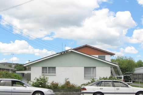 Photo of property in 1/52 North Avon Road, Richmond, Christchurch, 8013