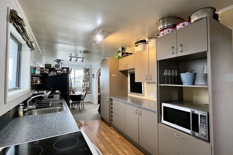 Photo of property in 15 Milford Street, Heidelberg, Invercargill, 9812