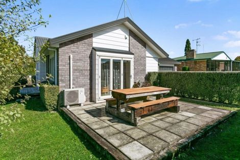 Photo of property in 54 Browning Street, Leamington, Cambridge, 3432