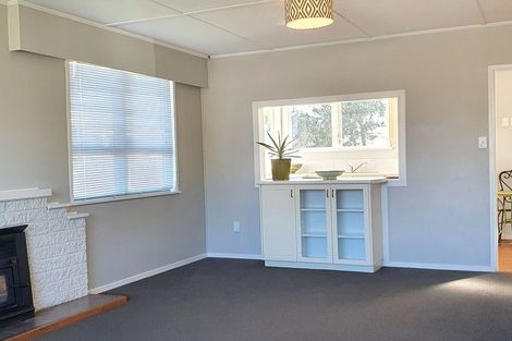 Photo of property in 1 Hardie Grove, Featherston, 5710