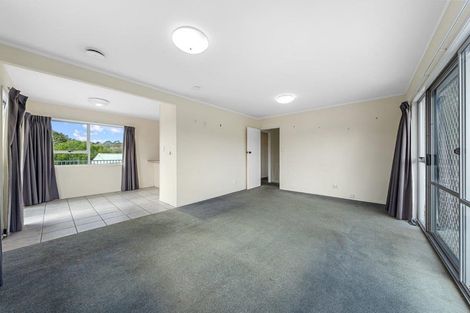 Photo of property in 6 Deacon Road, Riverhead, Kumeu, 0892