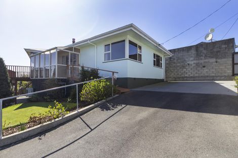 Photo of property in 23 Selwyn Street, South Hill, Oamaru, 9400