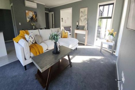 Photo of property in 35 Gallipoli Place, Paraparaumu, 5032