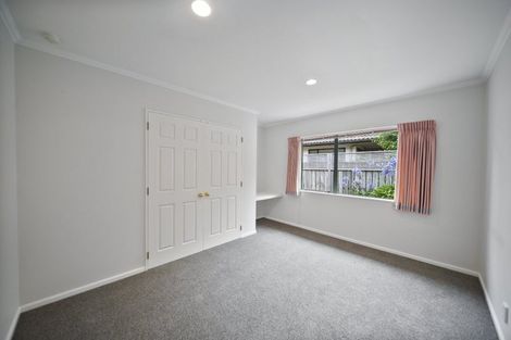 Photo of property in 20 Yarlside Place, Northpark, Auckland, 2013