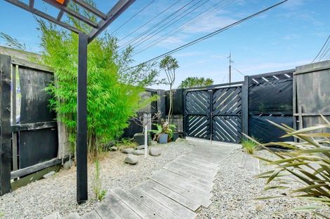 Photo of property in 14 Elizabeth Street, Waikanae, 5036