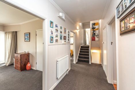 Photo of property in 16 Oakland Avenue, Saint Johns Hill, Whanganui, 4500