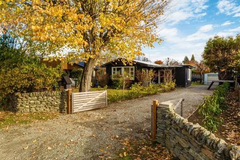 Photo of property in 38 Centennial Avenue, Arrowtown, 9302