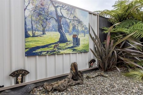 Photo of property in 19 Kent Street, Levin, 5510