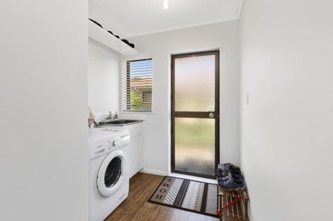 Photo of property in 118a Waiwhetu Road, Waterloo, Lower Hutt, 5011