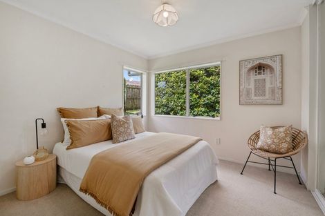 Photo of property in 22 Vanderbilt Parade, Albany, Auckland, 0632