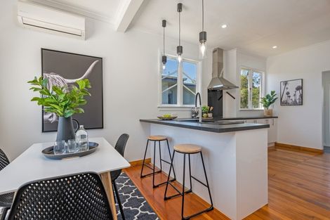 Photo of property in 14a Rewa Street, Takaro, Palmerston North, 4412