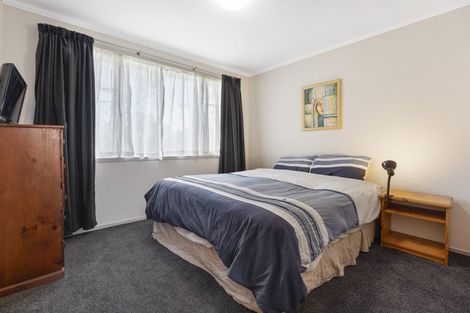 Photo of property in 134 Ruamahanga Crescent, Terrace End, Palmerston North, 4410
