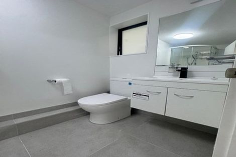 Photo of property in 14 Hurstbourn Priors, Goodwood Heights, Auckland, 2105
