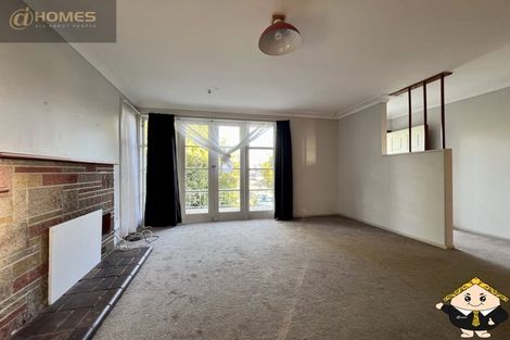Photo of property in 17 Sheehan Road, Te Atatu South, Auckland, 0610
