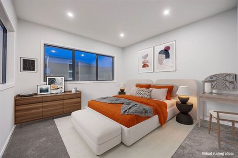 Photo of property in 17 Mcindoe Road, Kumeu, 0810