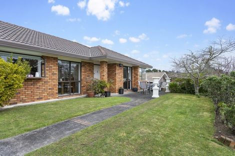 Photo of property in 9 Meynell Court, Glen Eden, Auckland, 0602