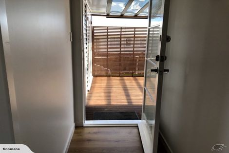 Photo of property in 5 Tainui Street, Castlecliff, Whanganui, 4501