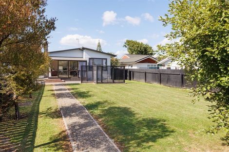 Photo of property in 26 Haydon Street, Roslyn, Palmerston North, 4414