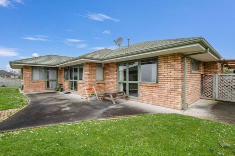 Photo of property in 30 Strachan Way, Highbury, Palmerston North, 4412