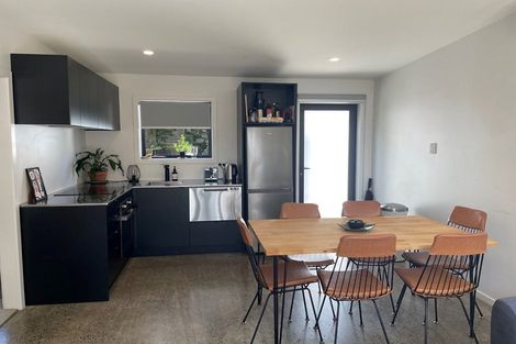 Photo of property in 28 Mere Mere Avenue, Palmerston North, 4414